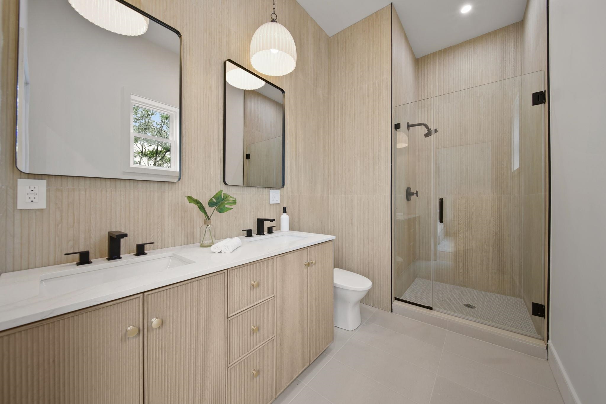 312 11TH ST - Photo 14