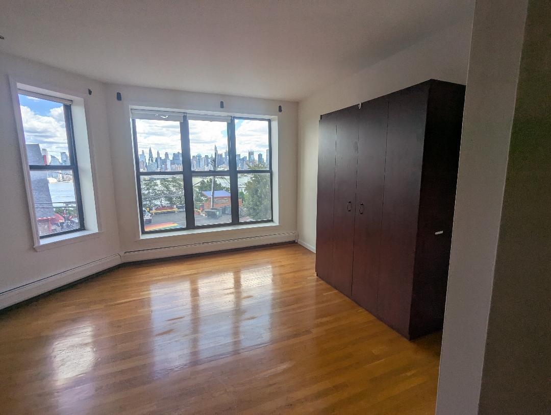 963 BLVD EAST - Photo 3