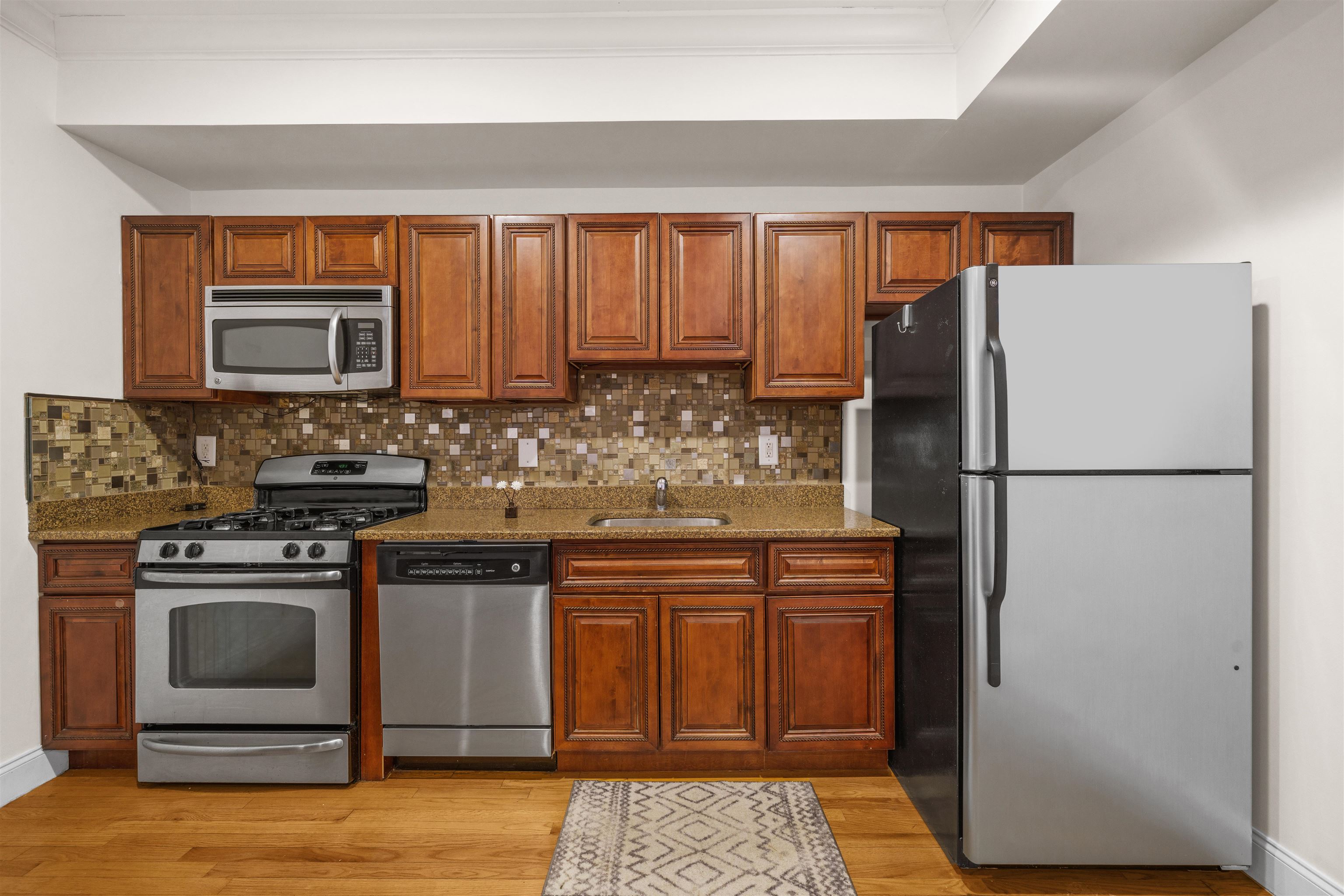 255 BROADWAY - Photo 5
