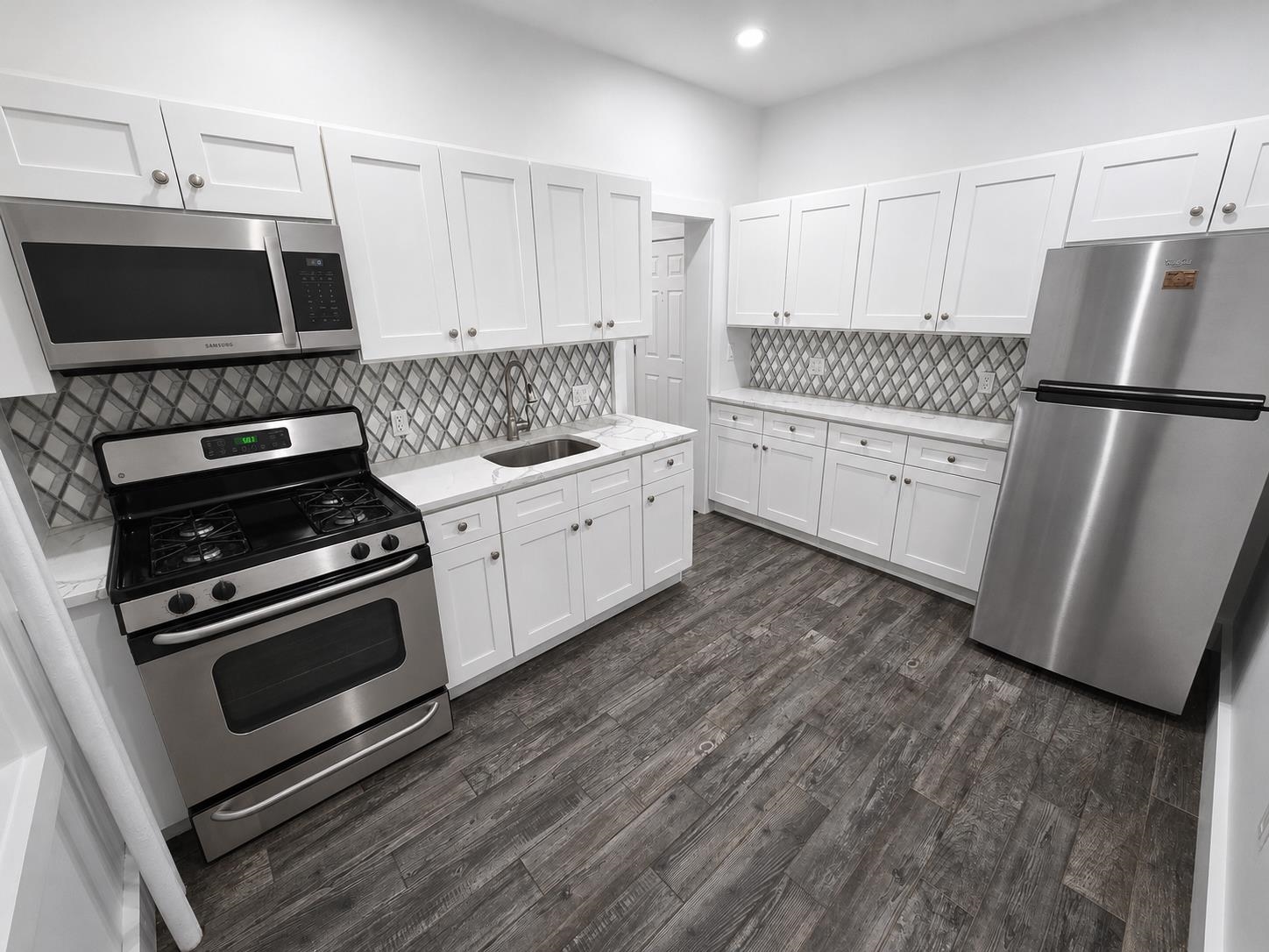 321 79TH ST - Photo 5