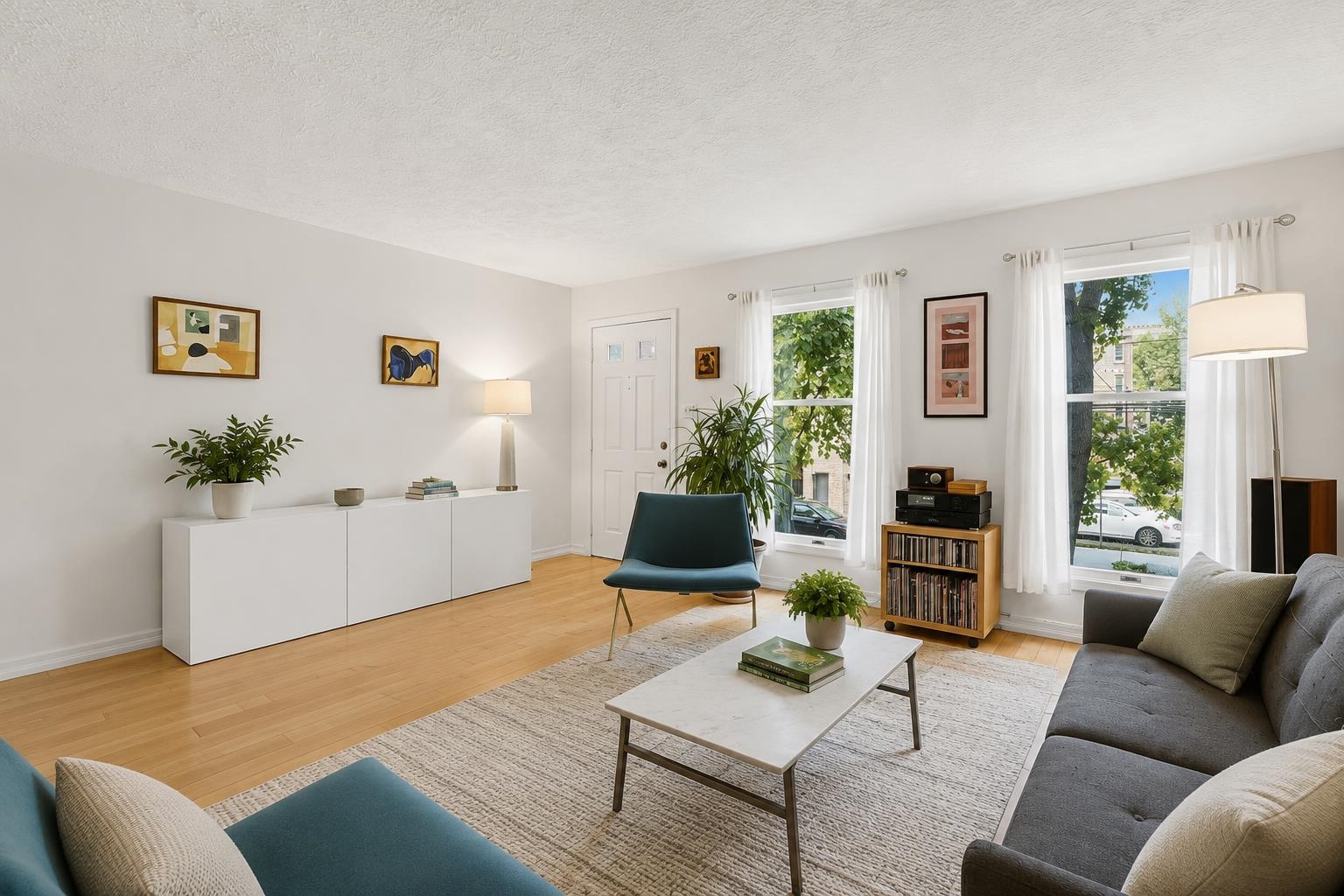 199 YORK ST - Photo 3