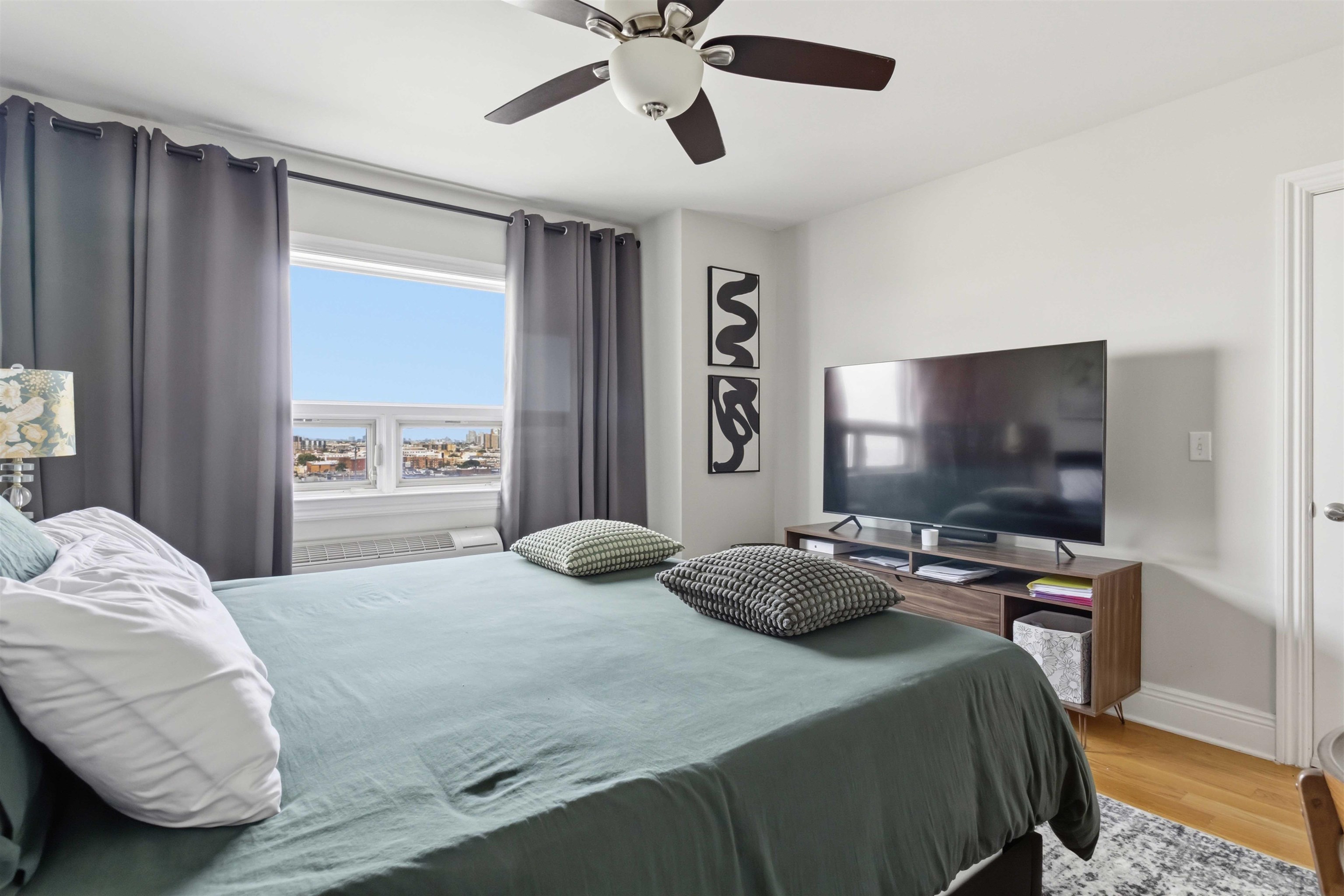 809-815 22ND ST #1102