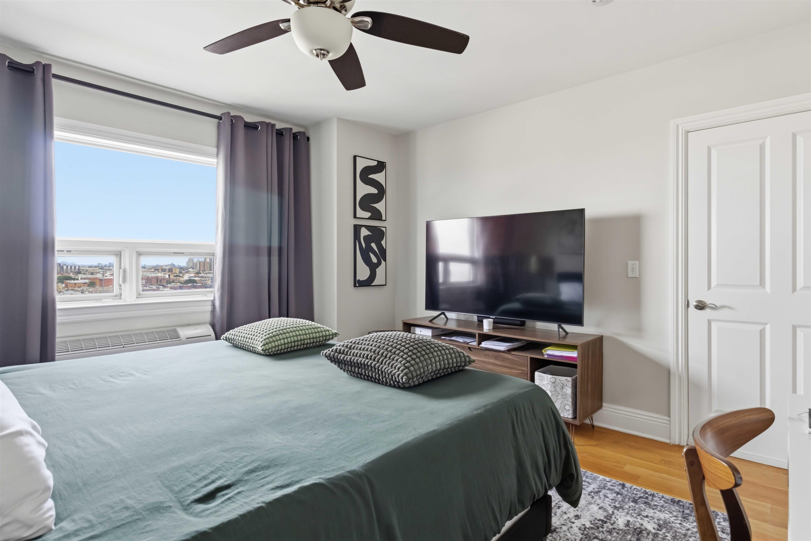 809-815 22ND ST #1102