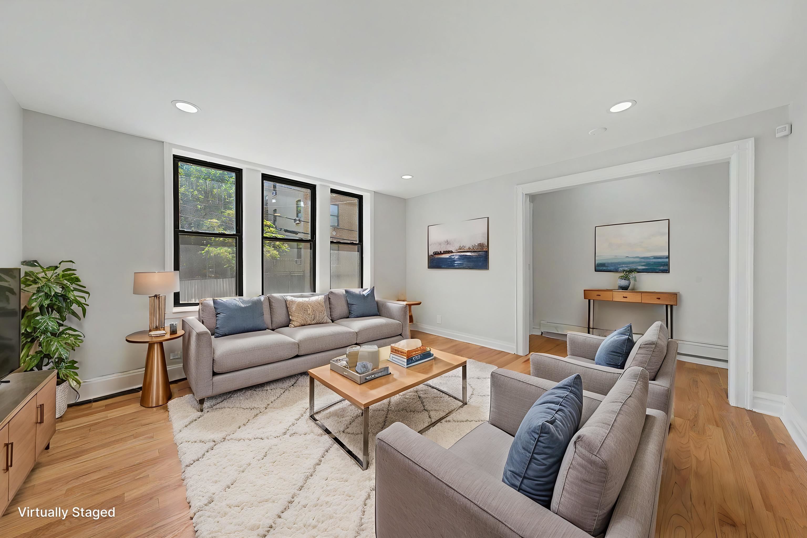 29-31 CRESCENT AVE - Photo 2