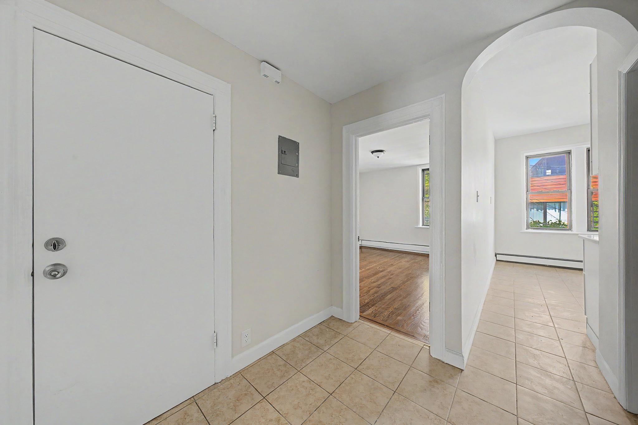29-31 CRESCENT AVE