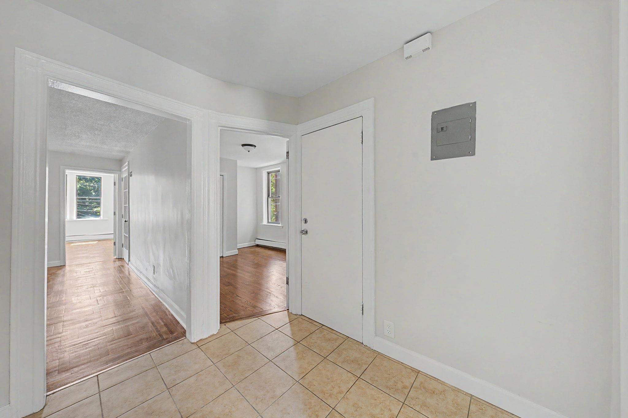 29-31 CRESCENT AVE