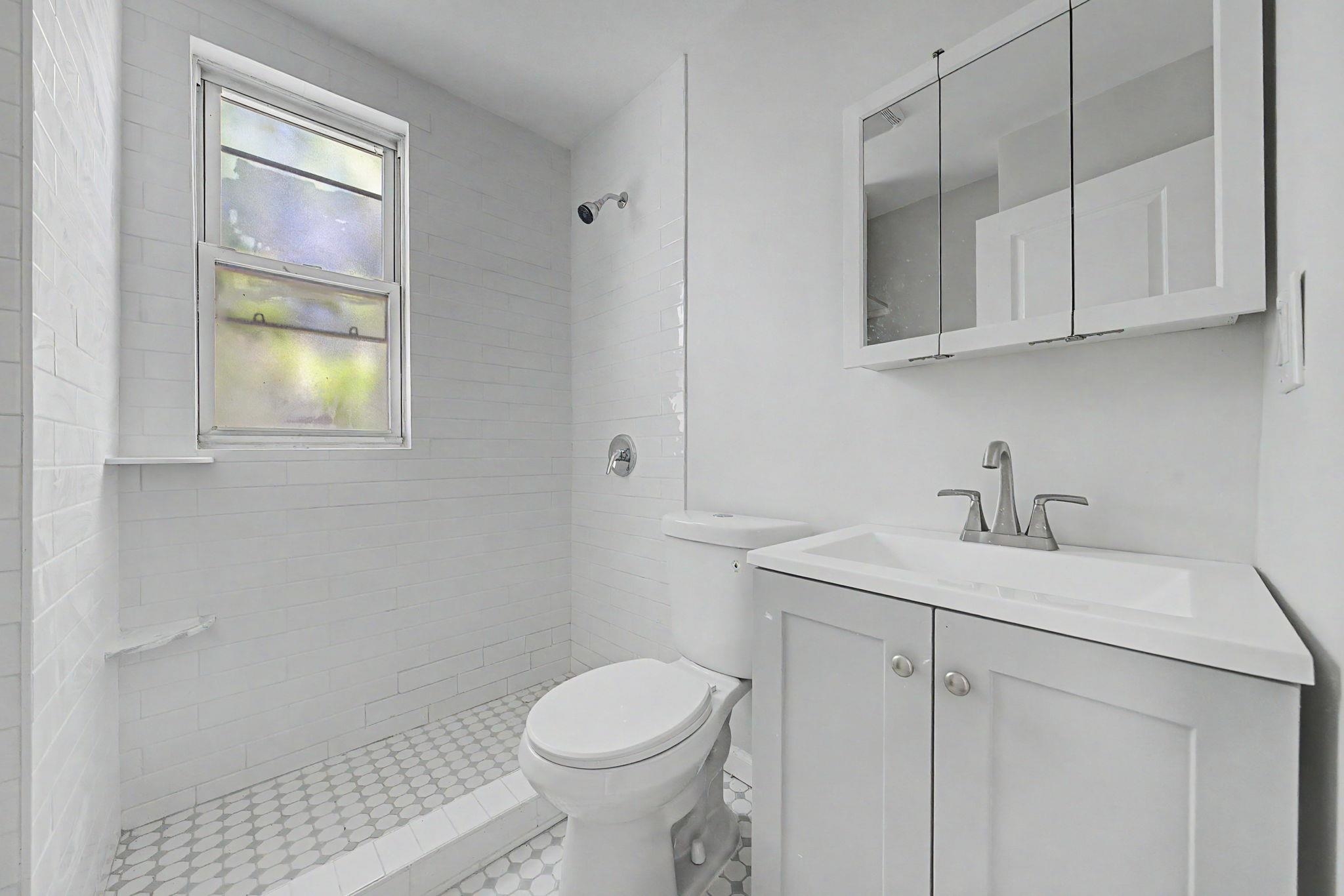 29-31 CRESCENT AVE