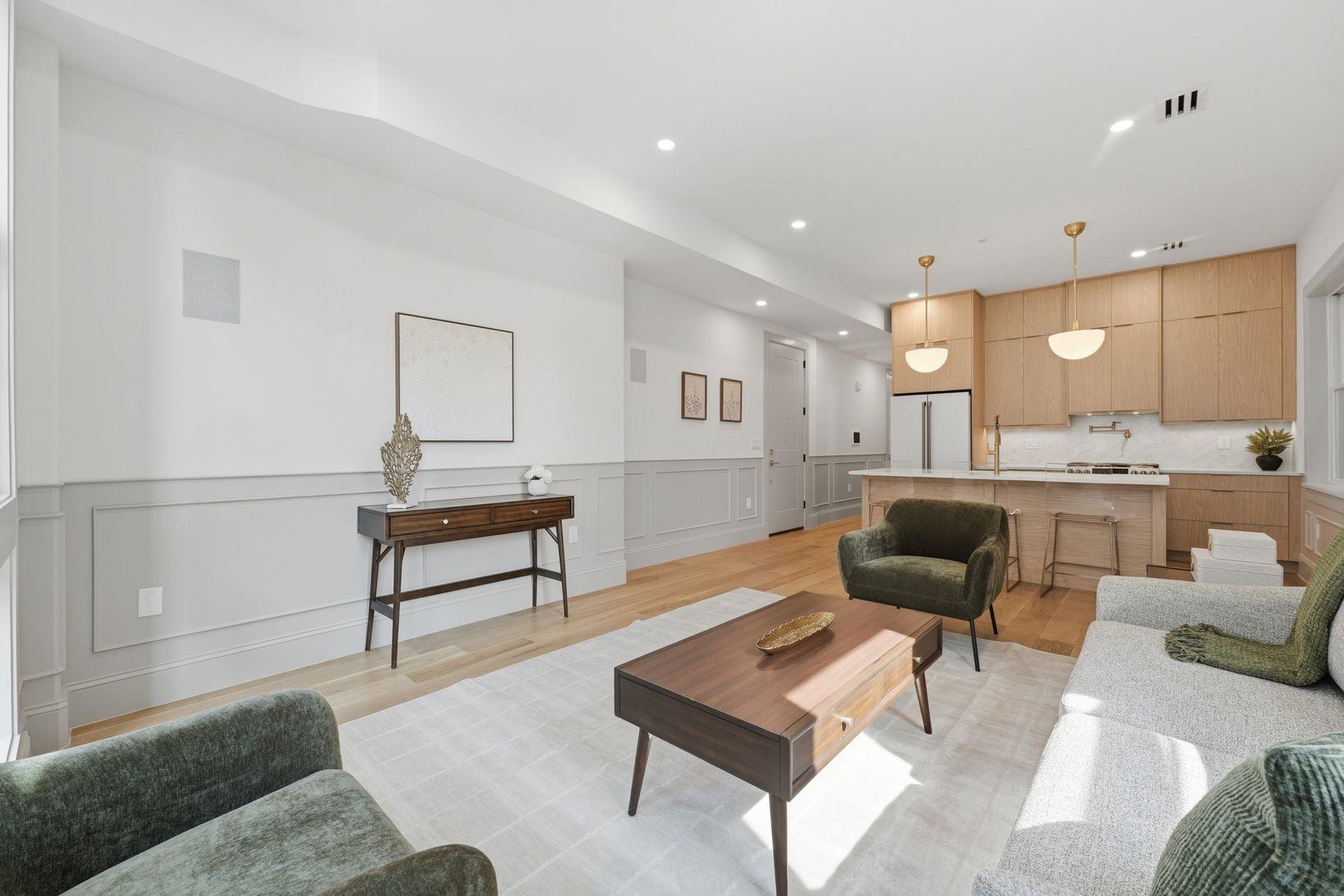 206 SHERMAN AVE - Photo 3