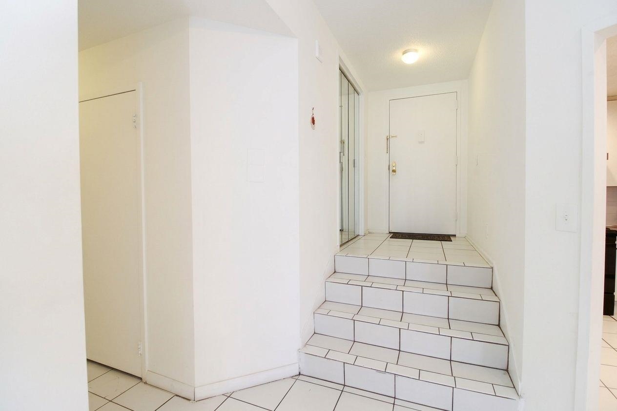 108 HARMON COVE TOWER - Photo 5