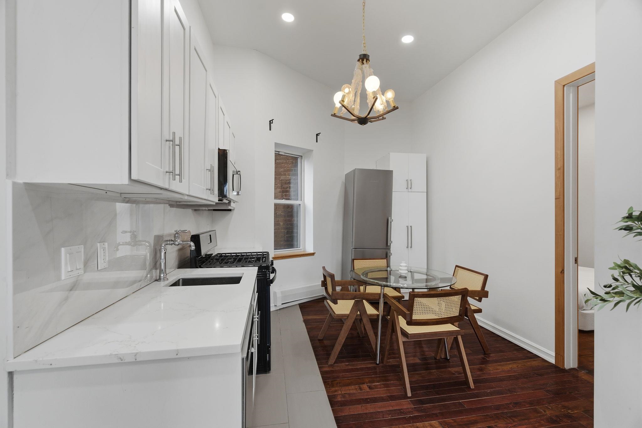 25 HIGH ST - Photo 4