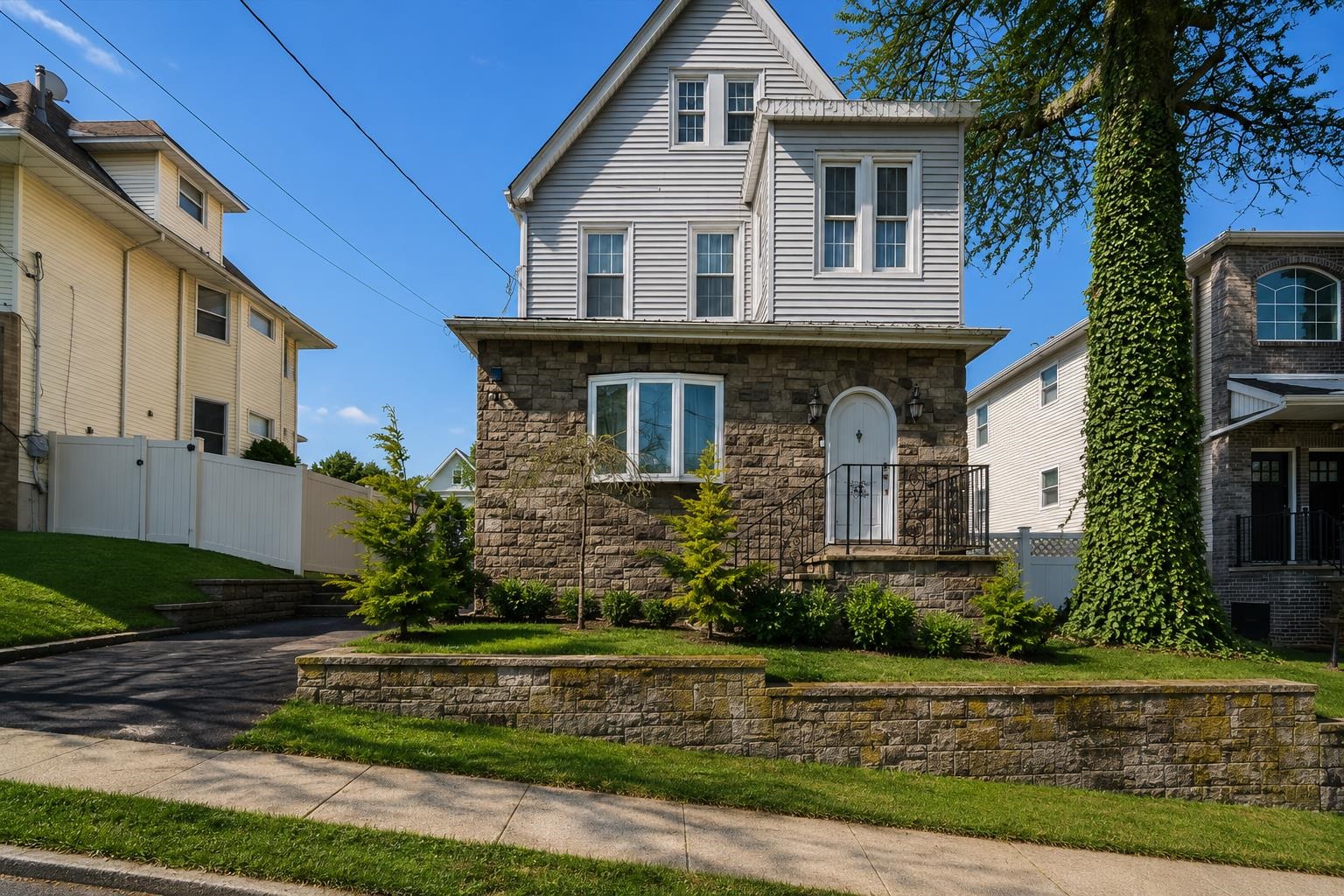 60 STEWART AVE - Photo 3