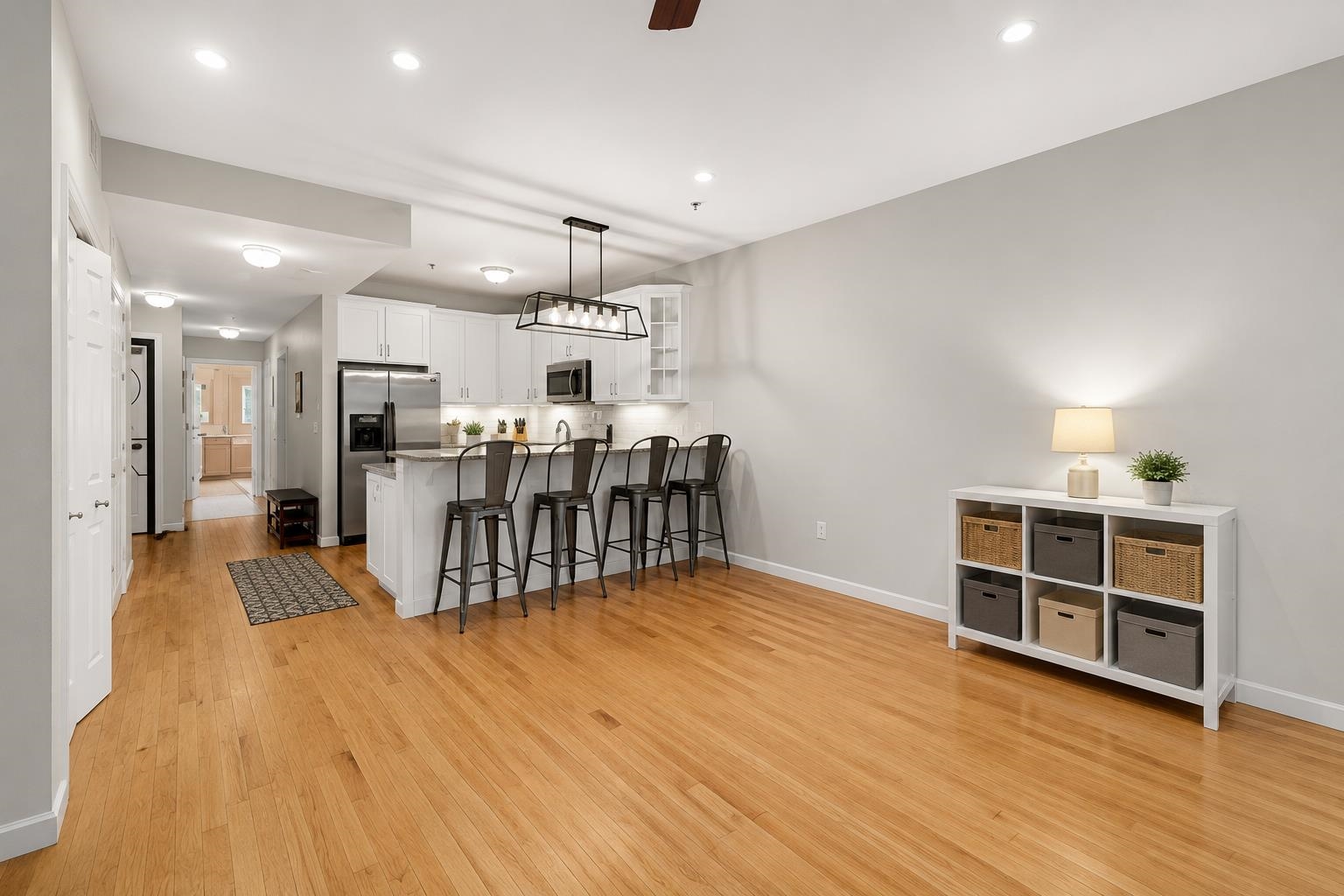 81 MONROE ST - Photo 5