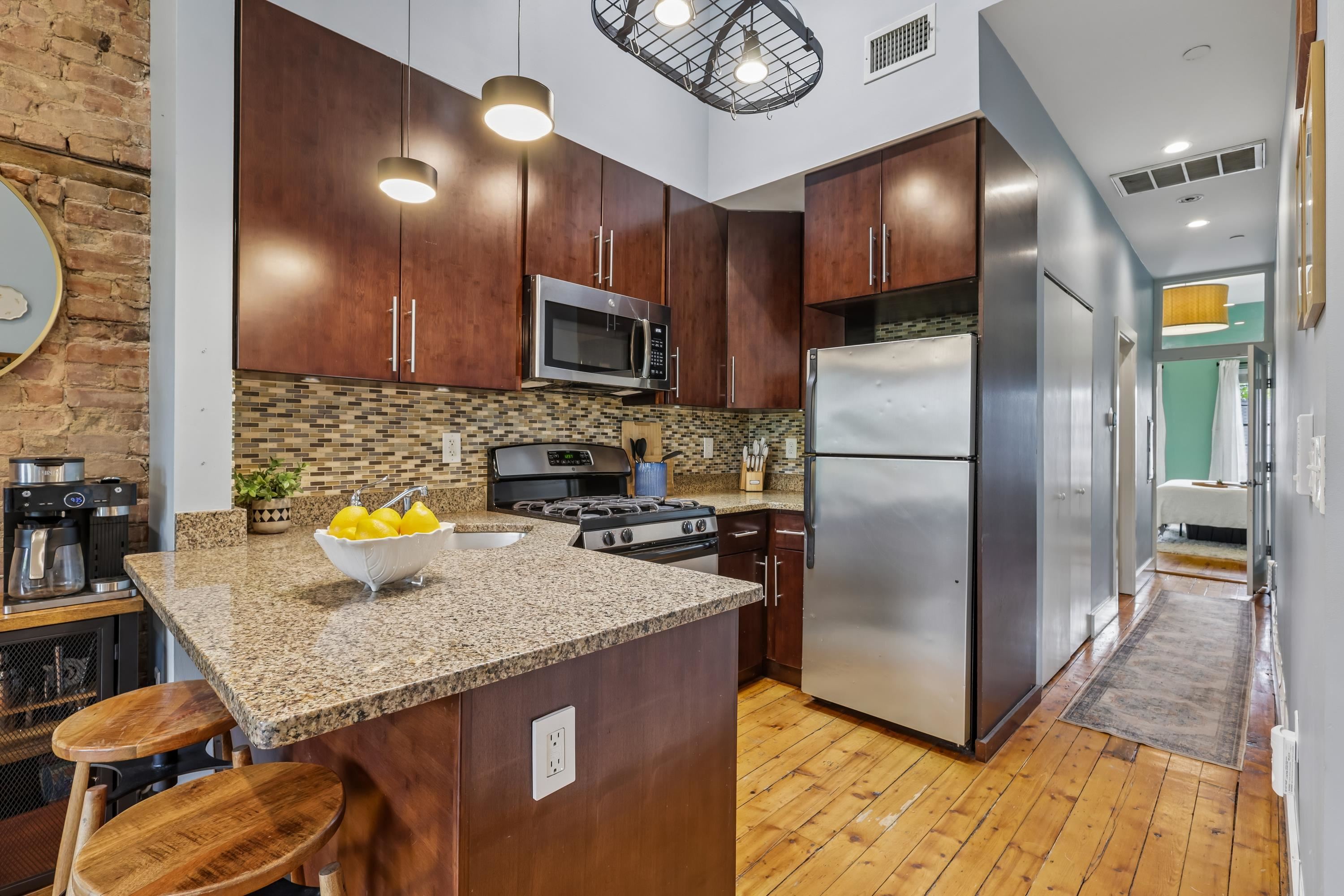 229 3RD ST - Photo 5