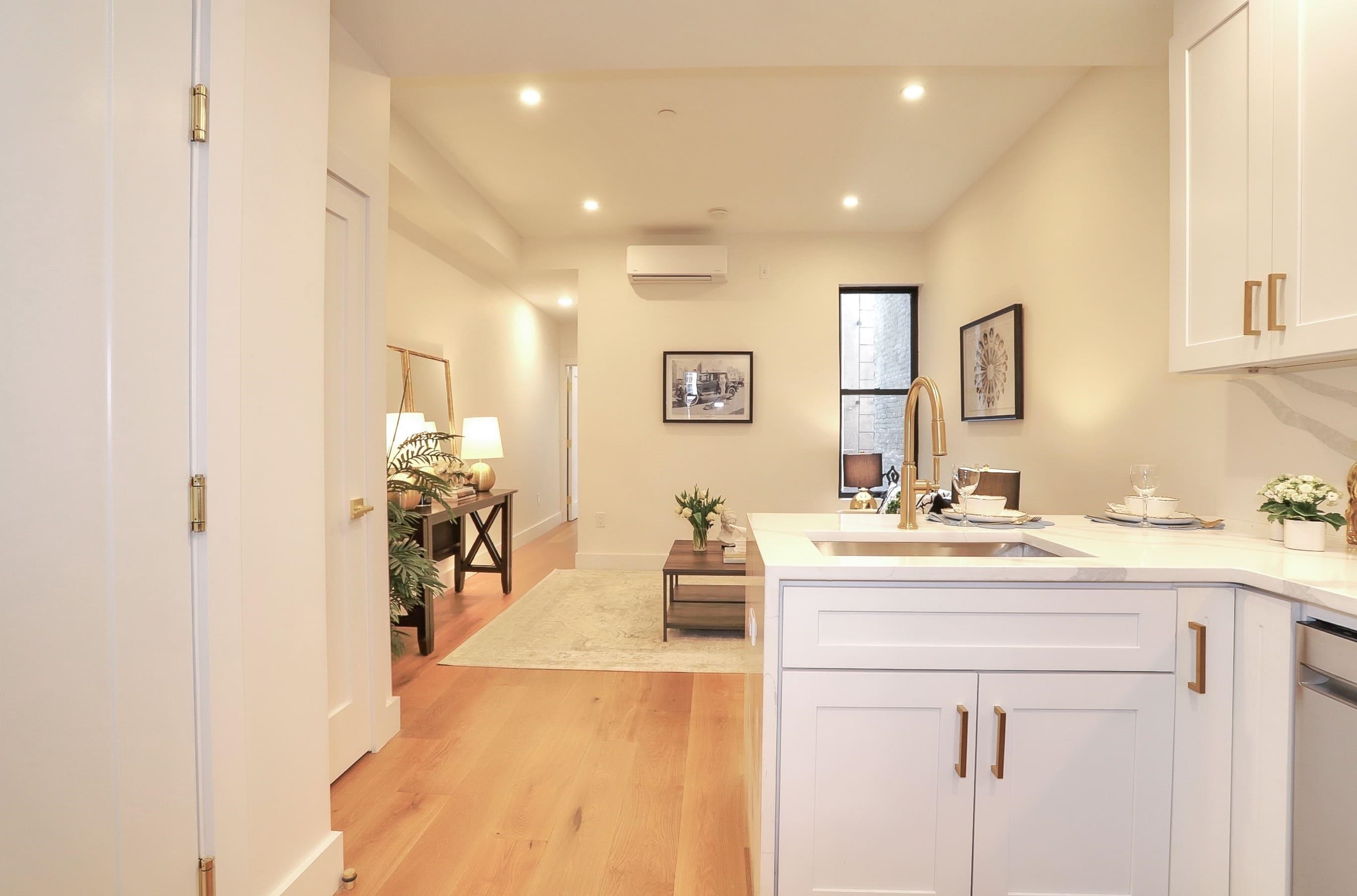 842 PARK AVE #302