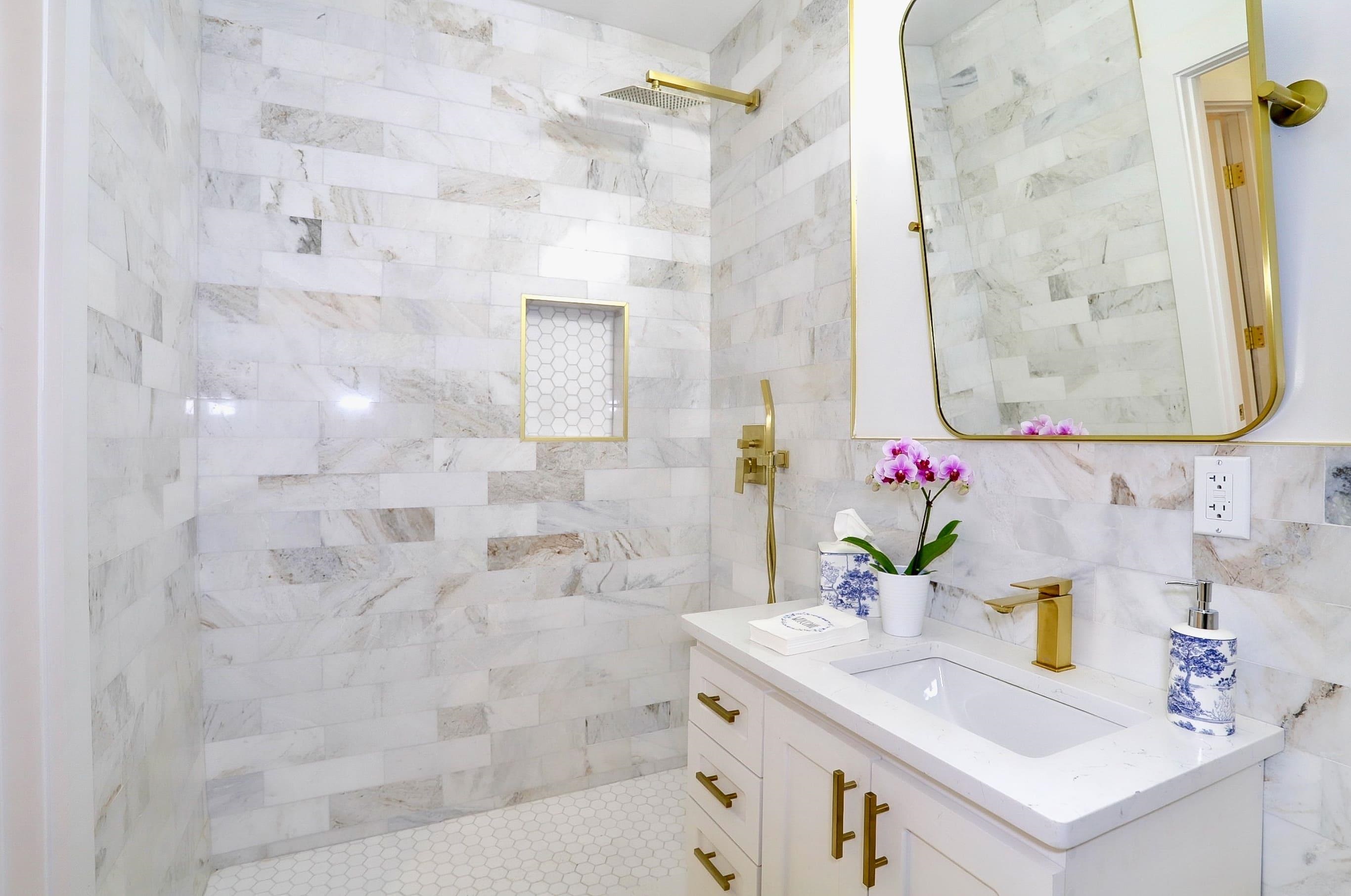 842 PARK AVE #302