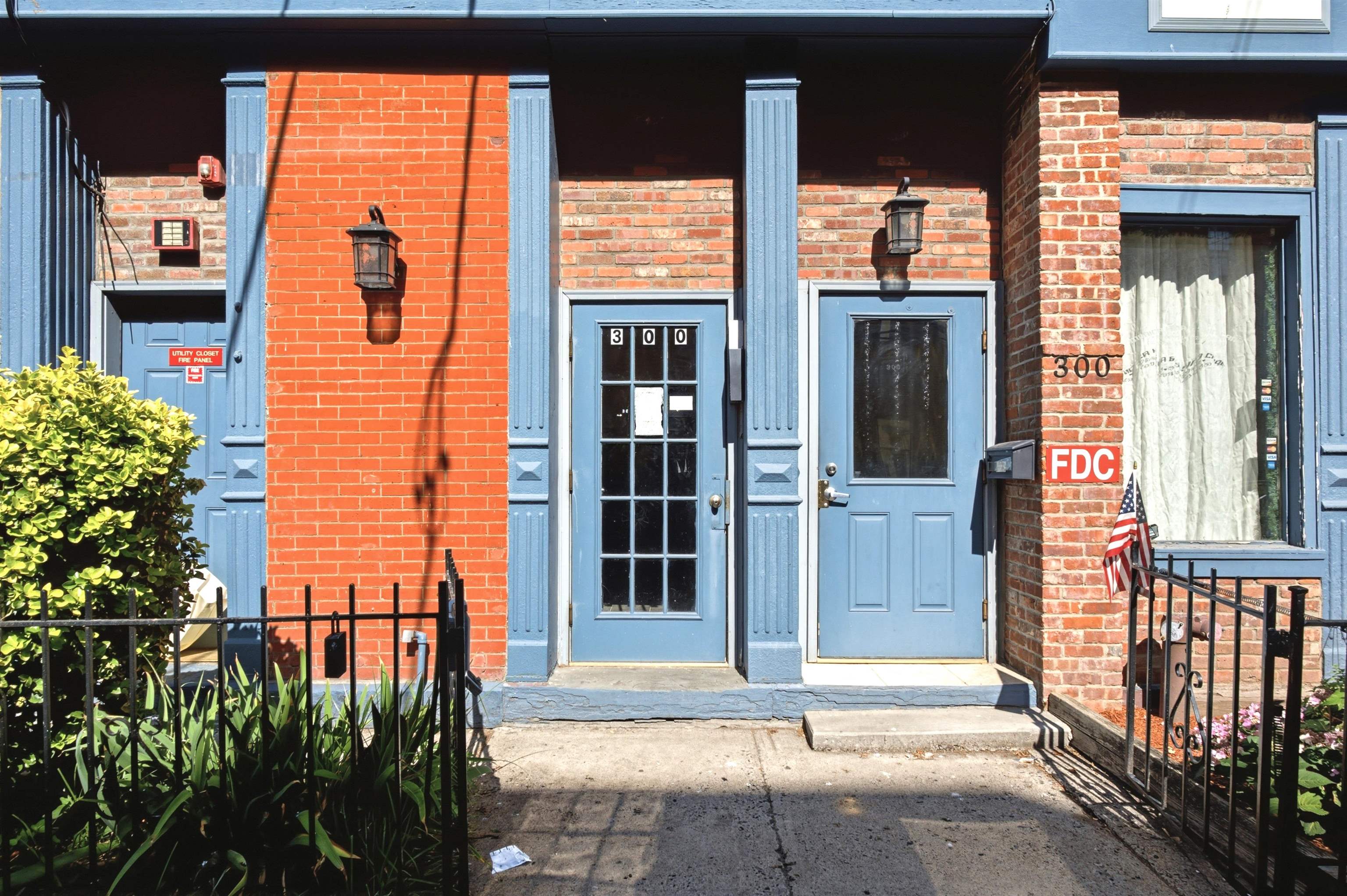 300 1ST ST #4S