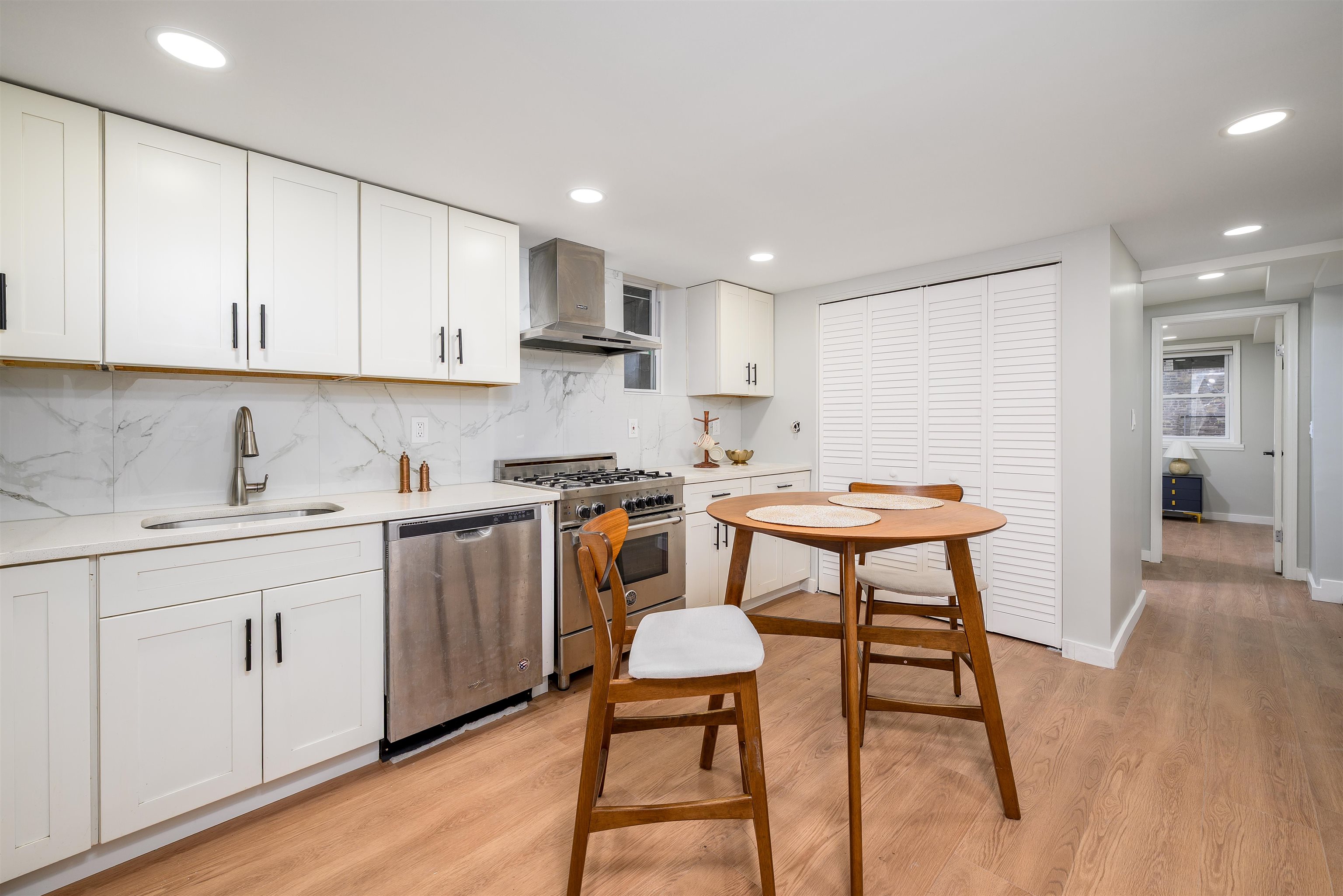 70 BOWERS ST #1