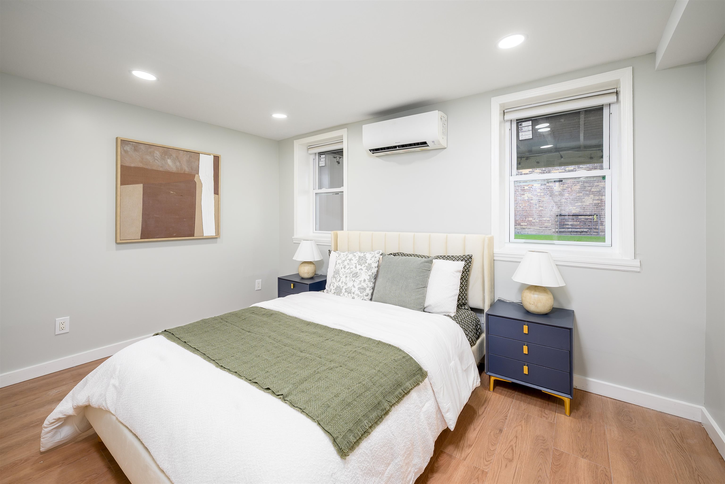 70 BOWERS ST #1