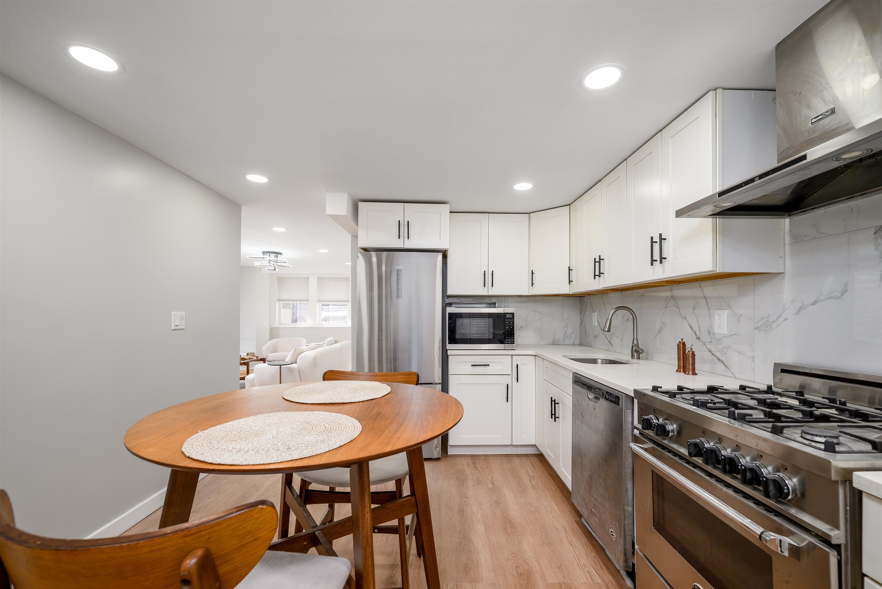 70 BOWERS ST #1