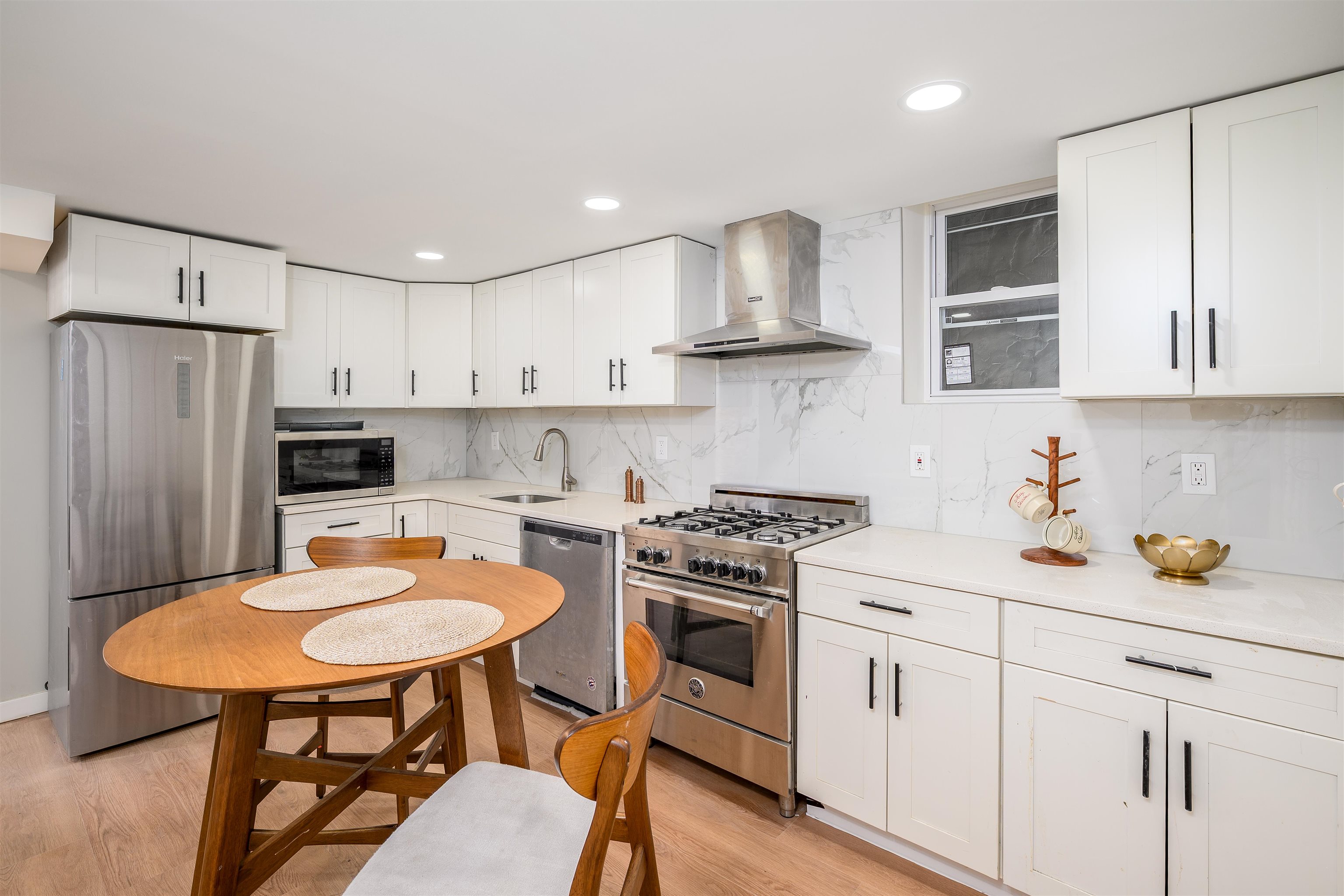 70 BOWERS ST #1