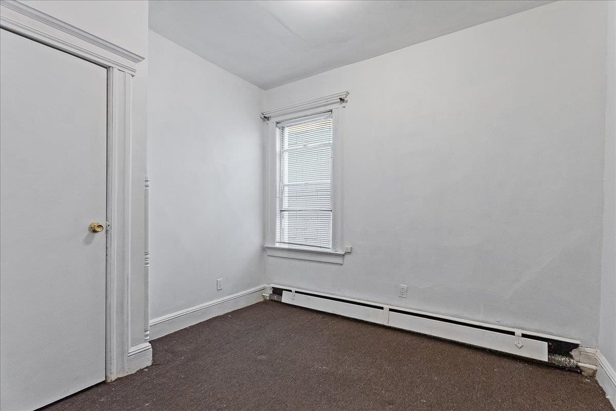 86 CLENDENNY AVE