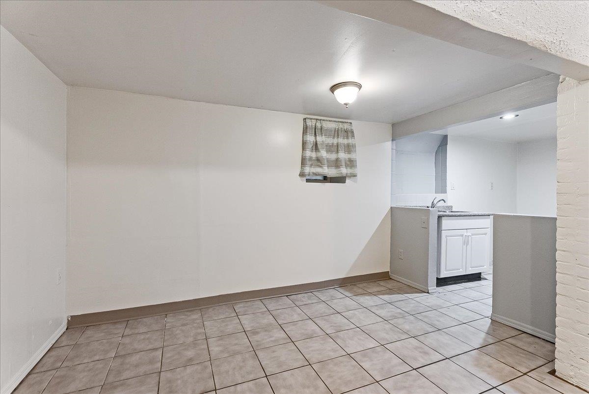 86 CLENDENNY AVE