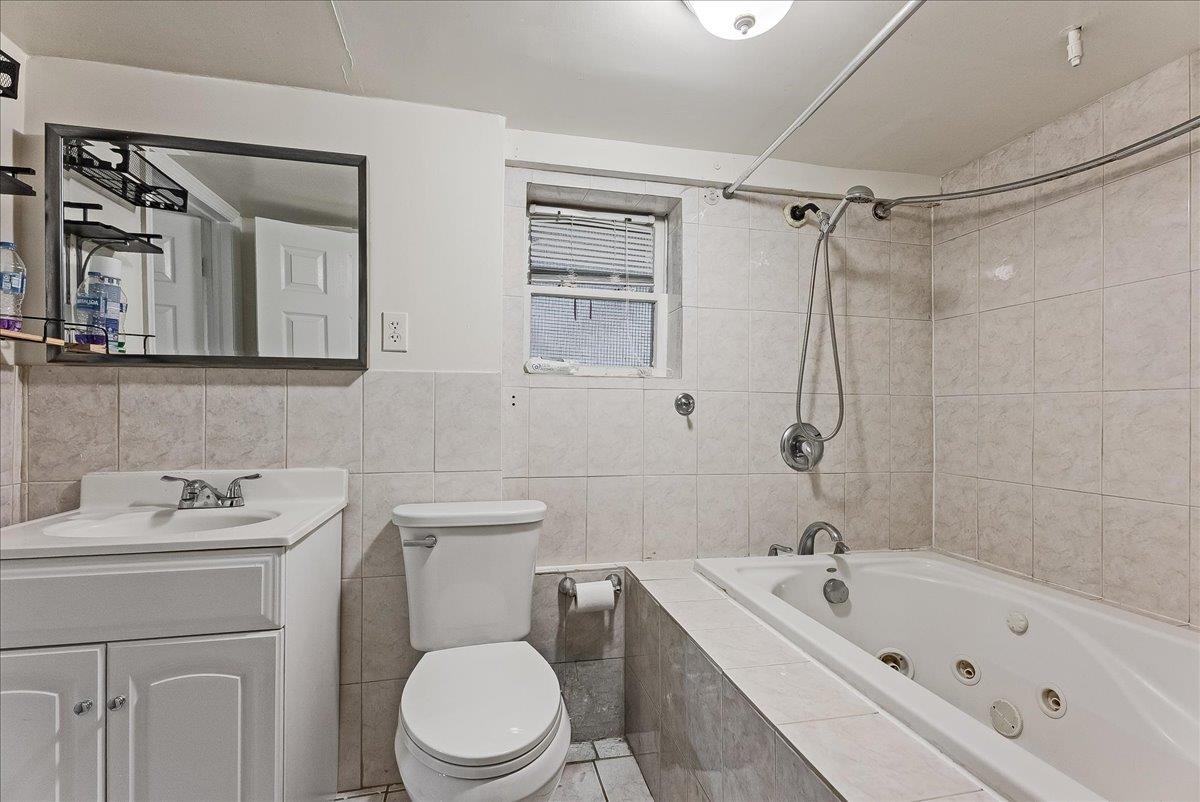86 CLENDENNY AVE