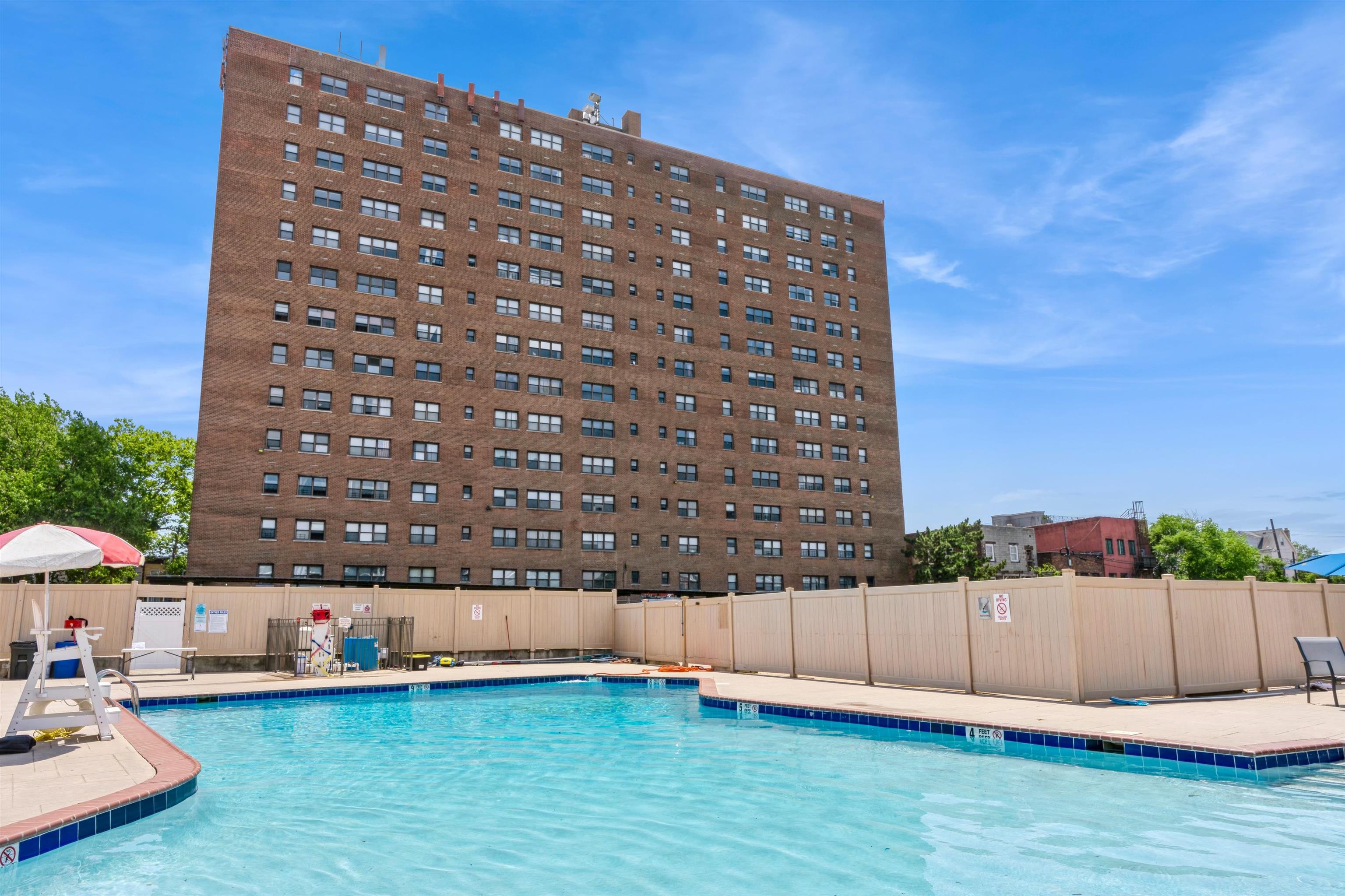 1225 KENNEDY BLVD #9K