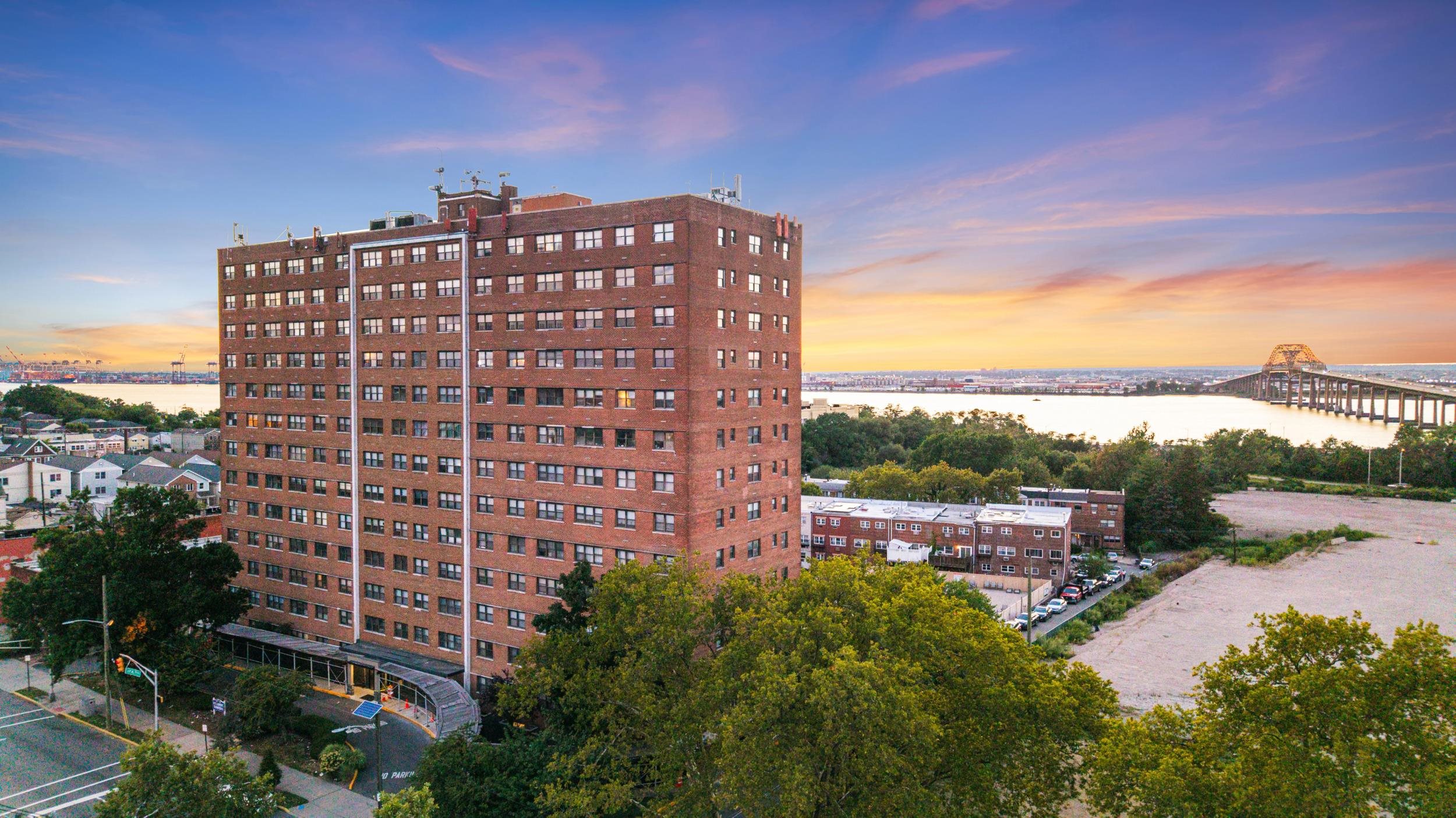 1225 KENNEDY BLVD #9K