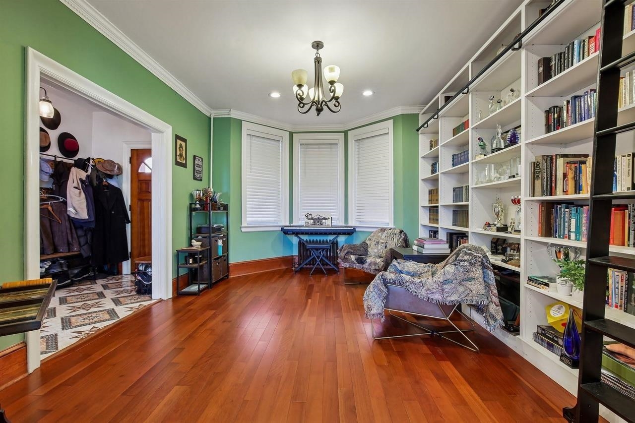 2014 NEW YORK AVE - Photo 2
