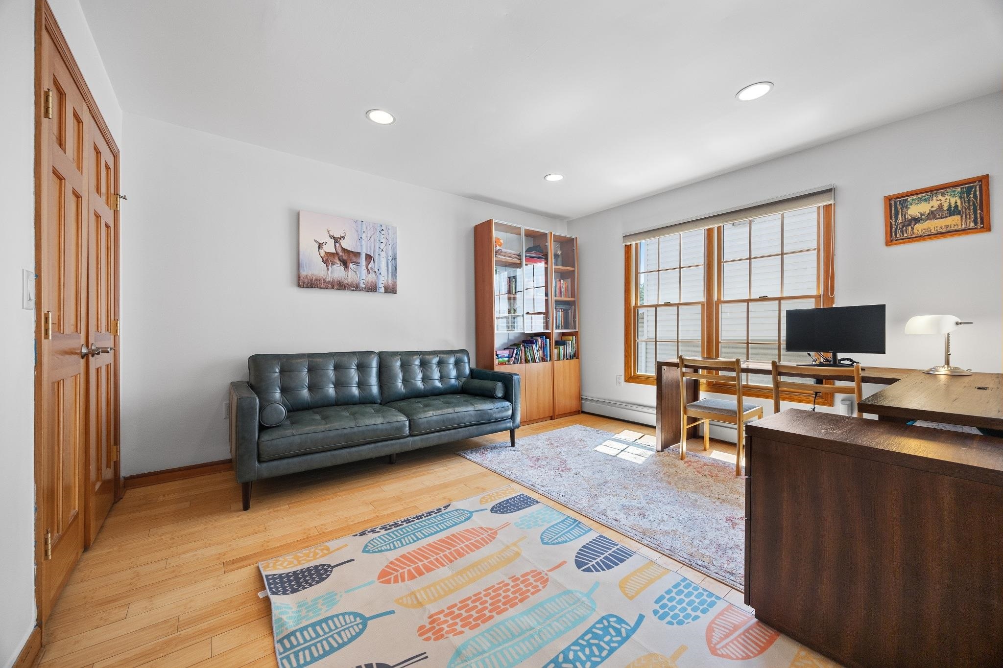 262 GRACE AVE