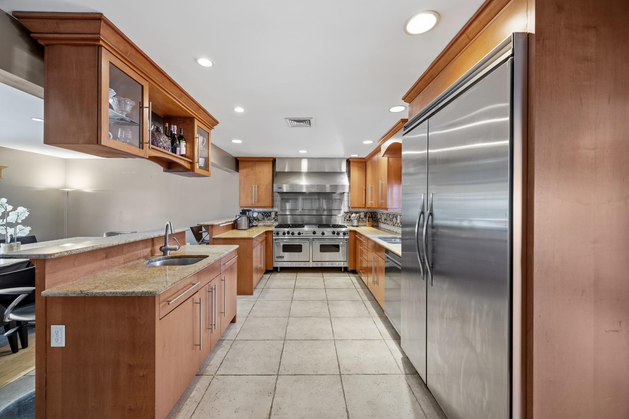 262 GRACE AVE