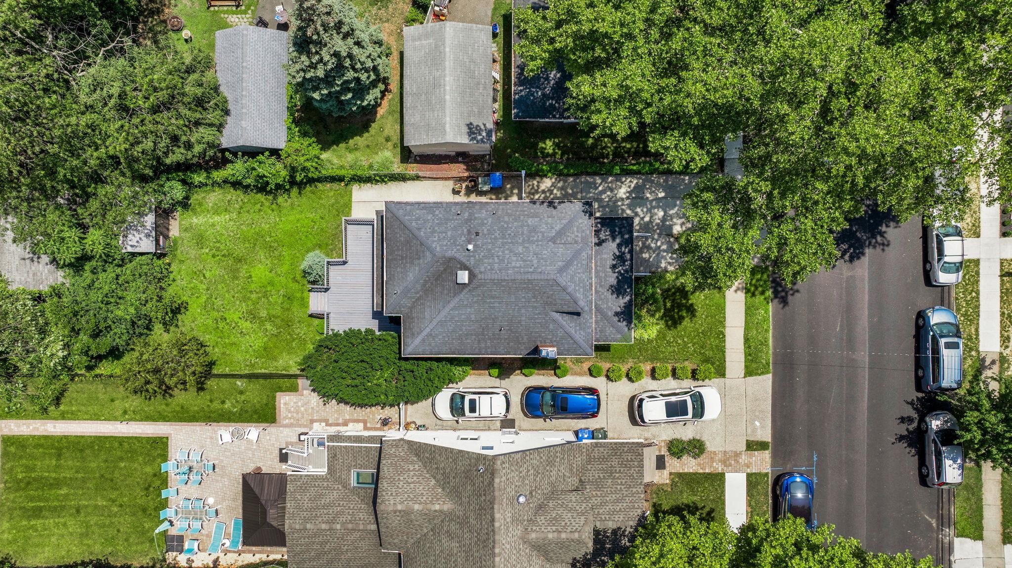 180 WASHINGTON AVE - Photo 3