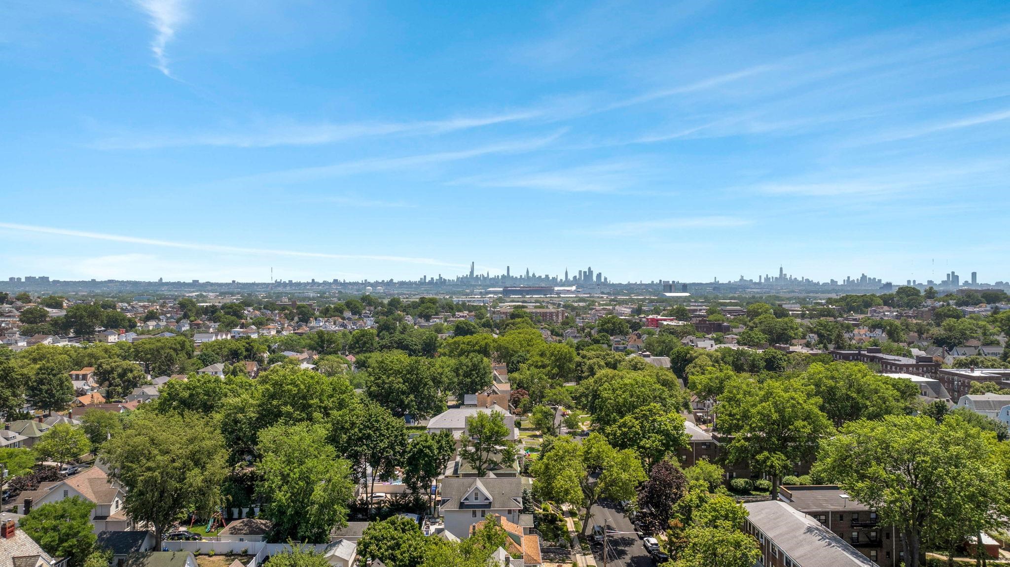 180 WASHINGTON AVE - Photo 4