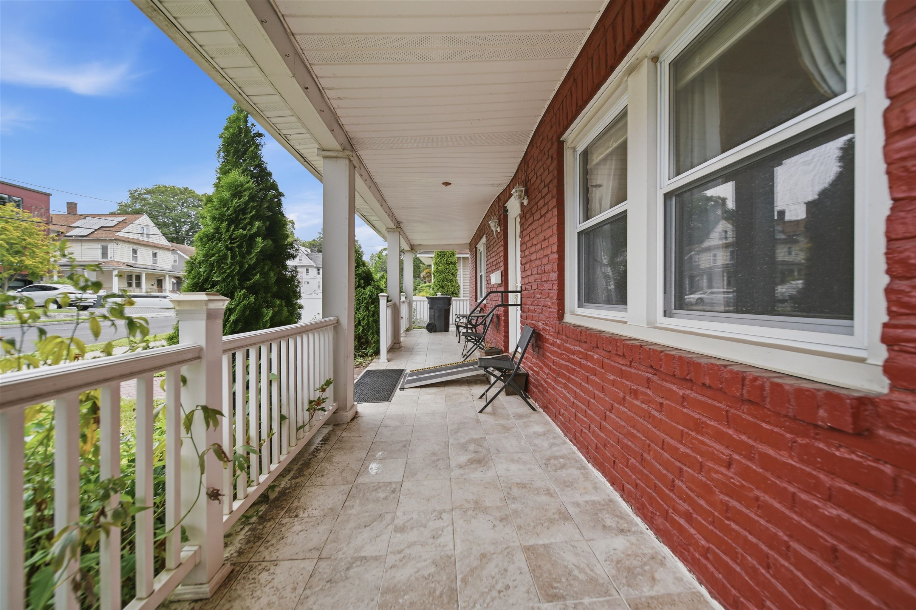 148 WEST END AVE - Photo 3
