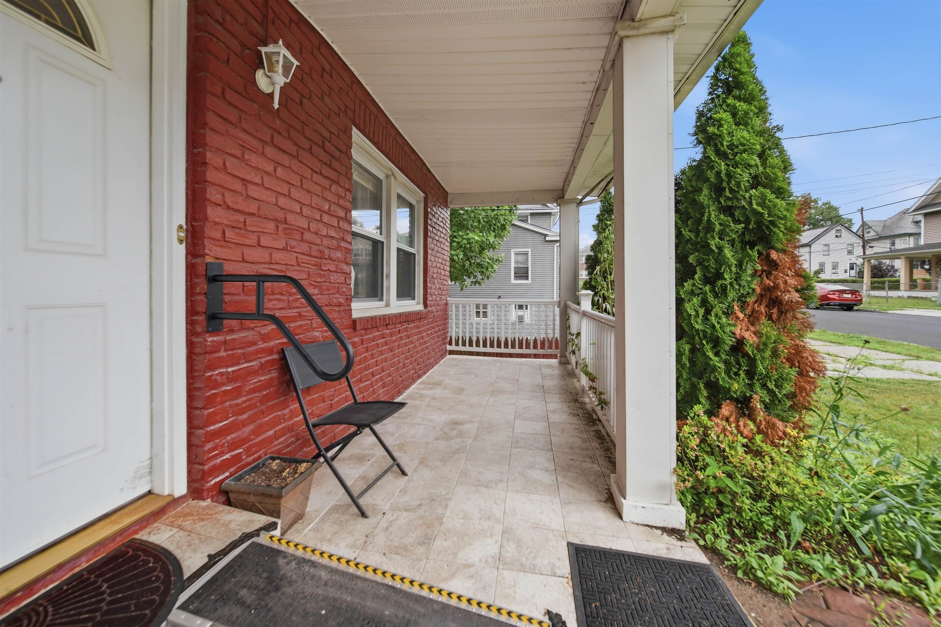 148 WEST END AVE - Photo 4
