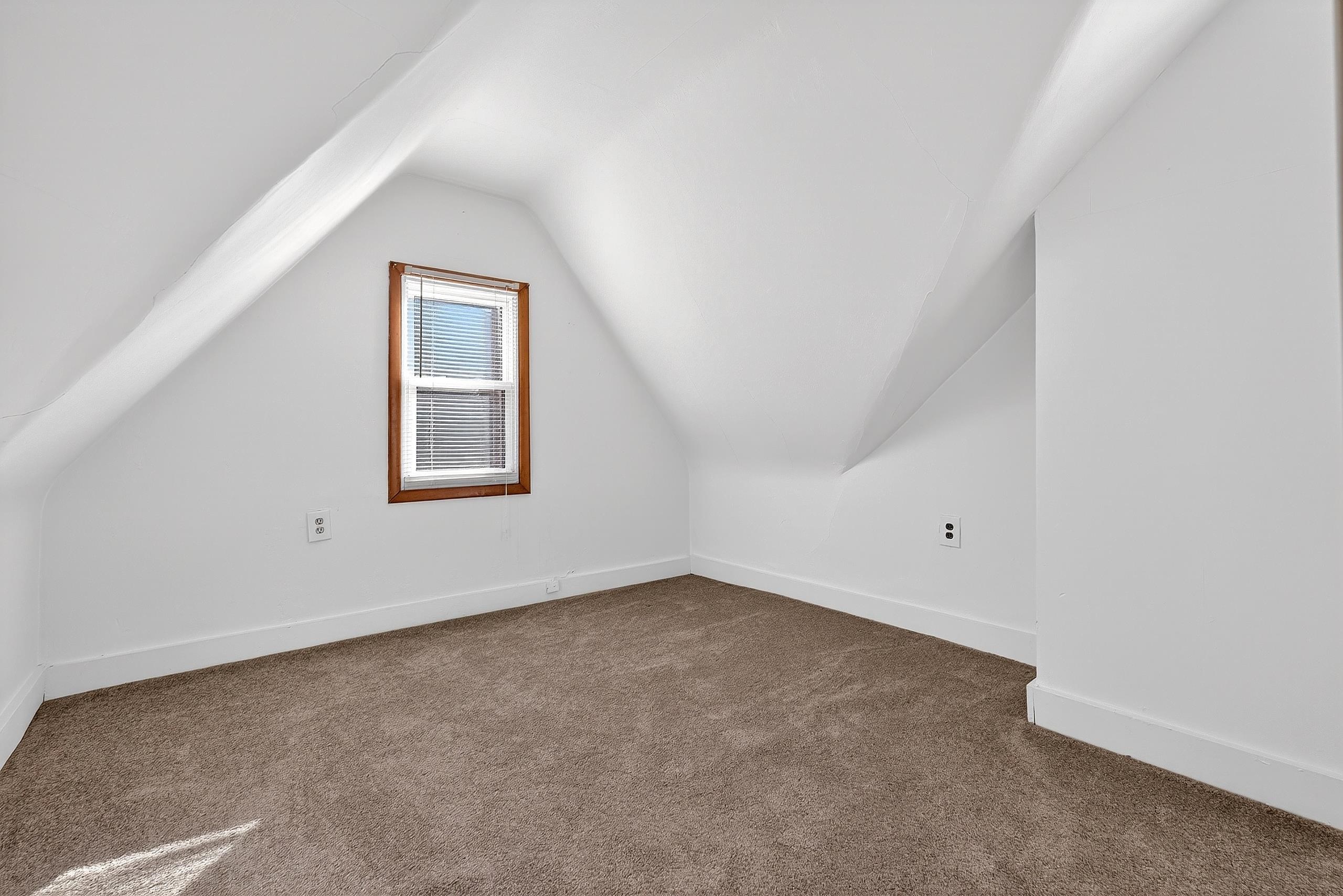 38 WEST 43RD ST