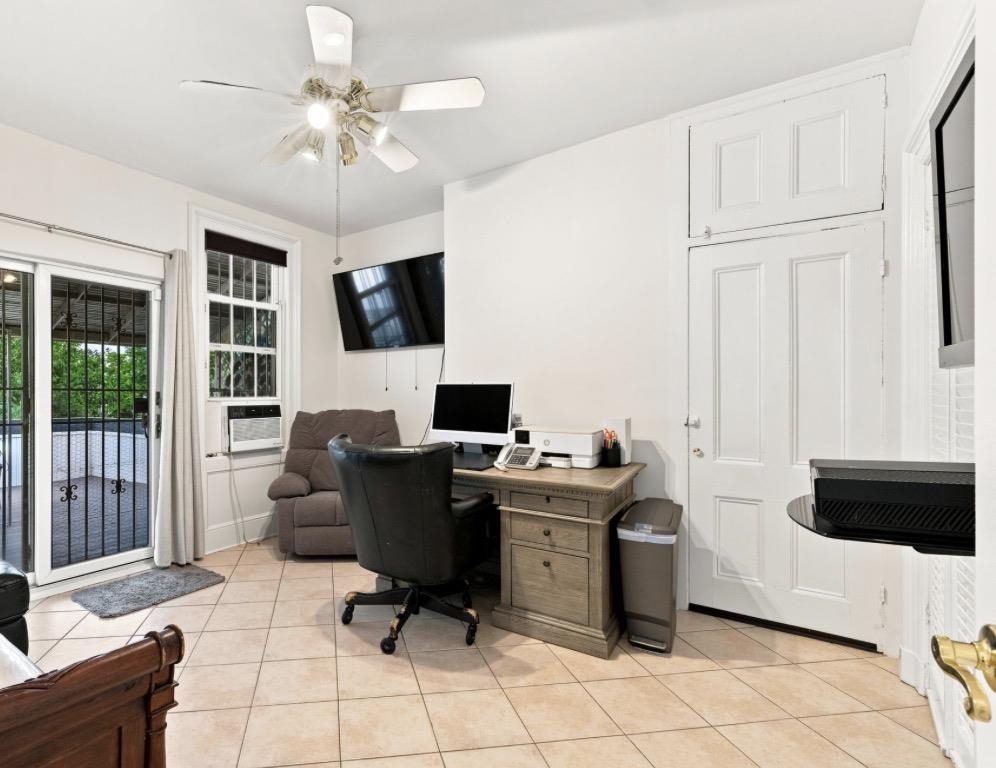 87 SHERMAN PL