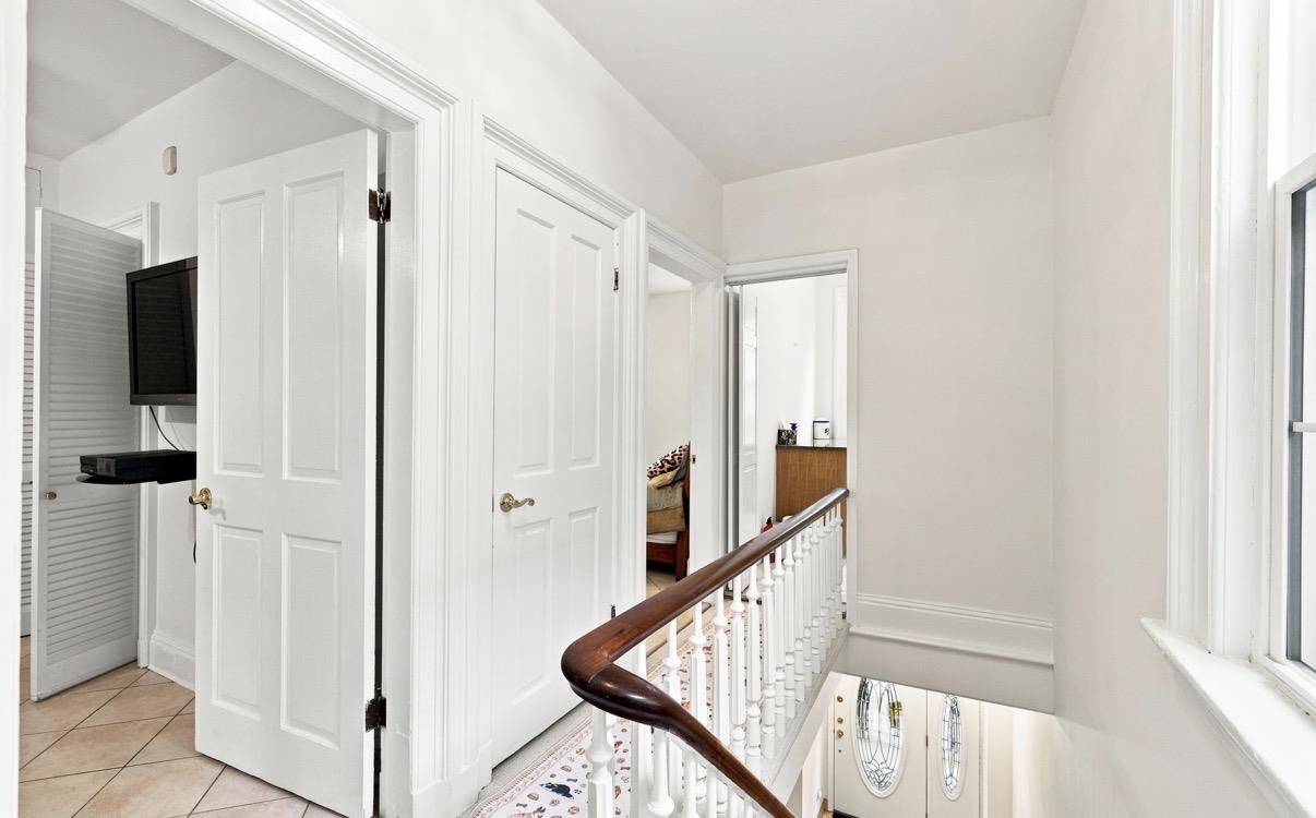 87 SHERMAN PL
