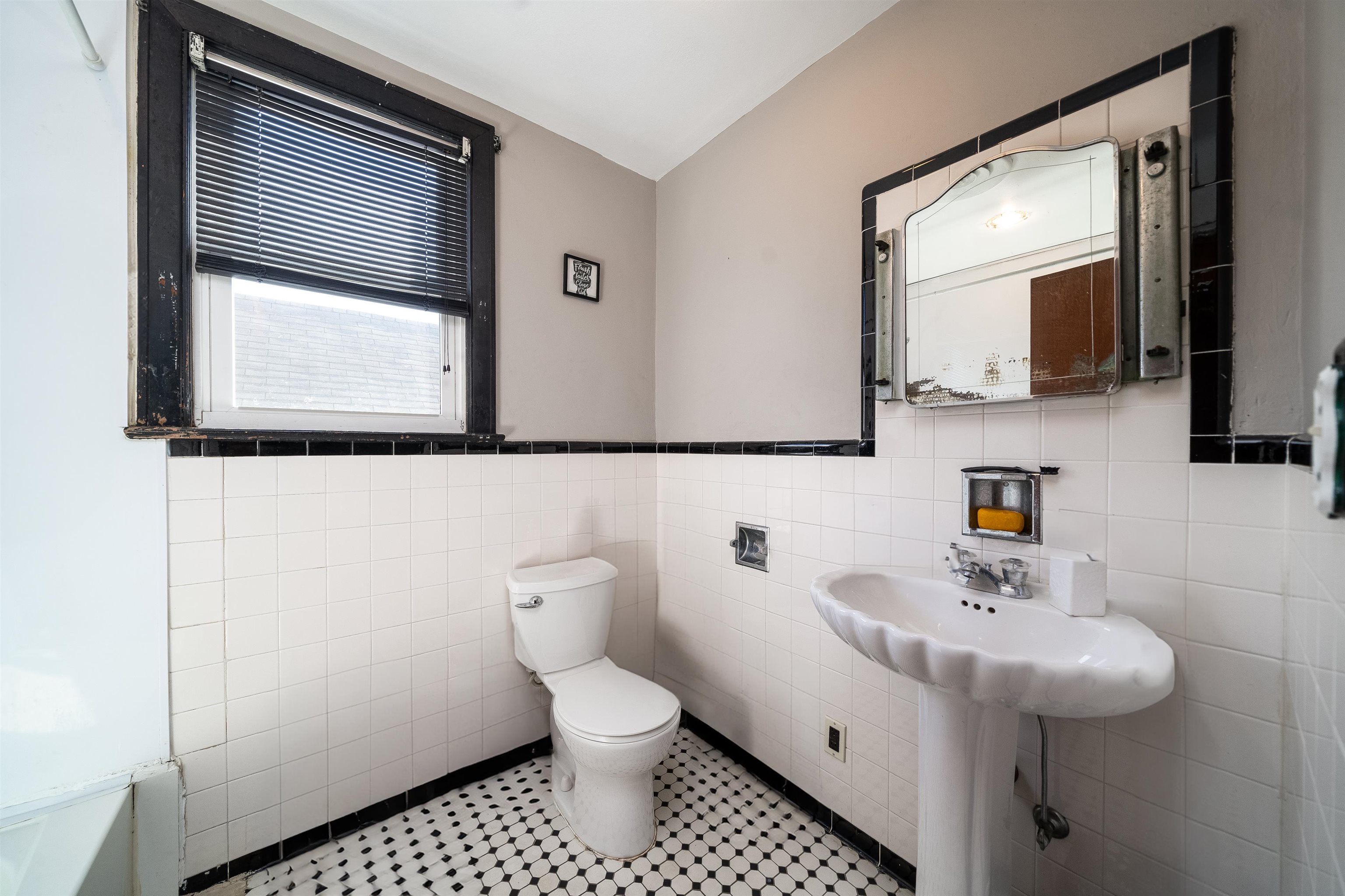 20 WEST 22ND ST