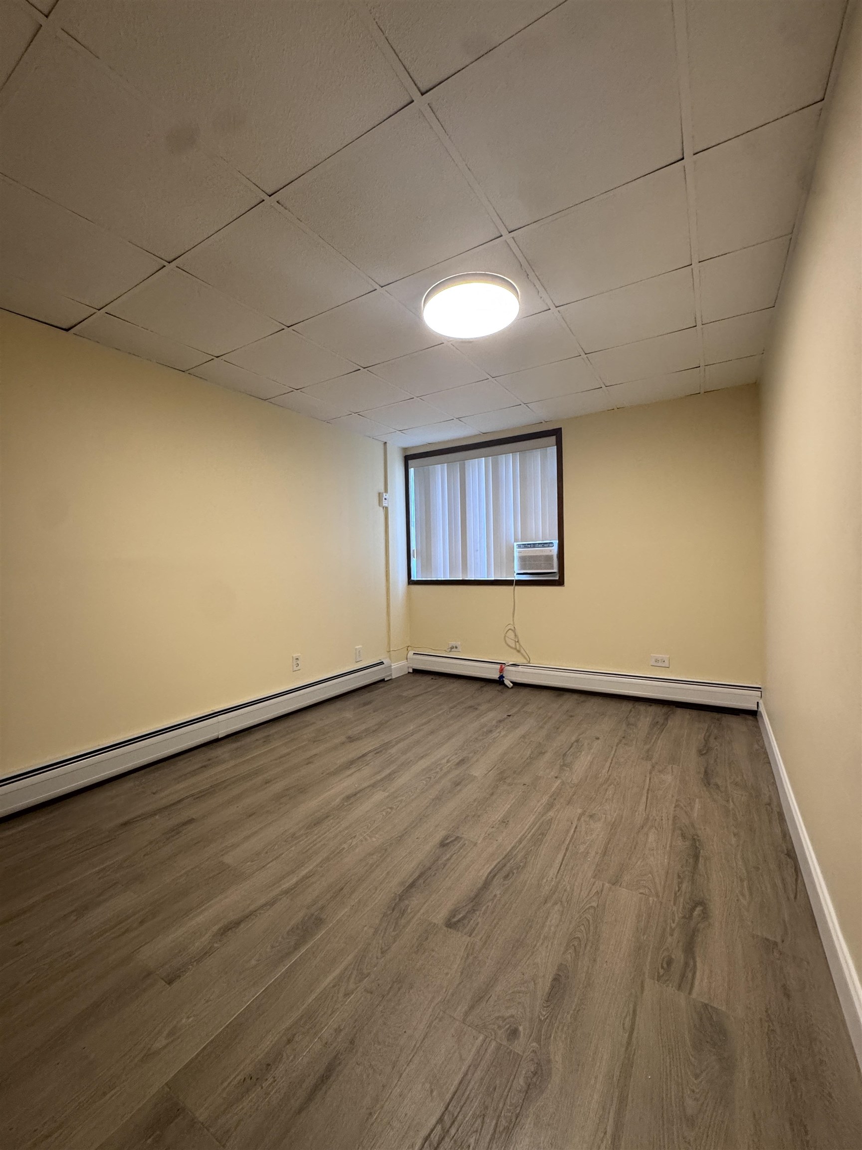 401 70TH ST - Photo 5