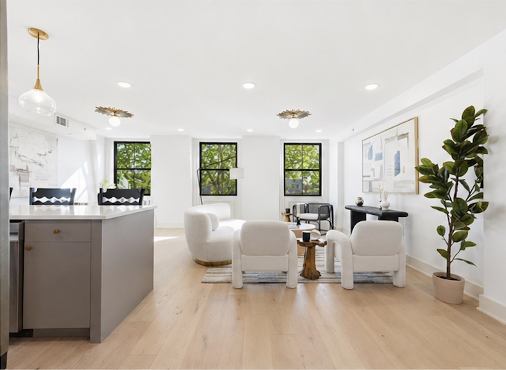 62 GARDNER AVE - Photo 2