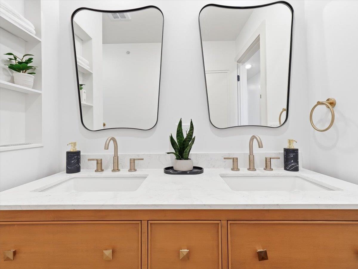 62 GARDNER AVE #3
