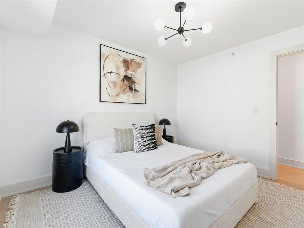 62 GARDNER AVE #3