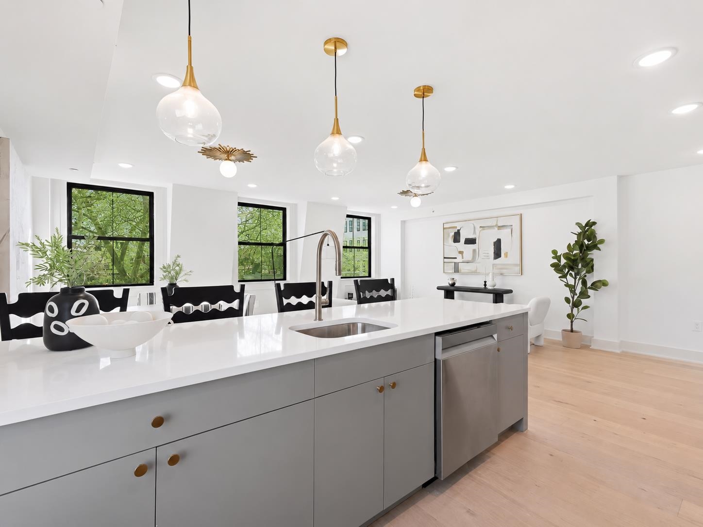 62 GARDNER AVE - Photo 4