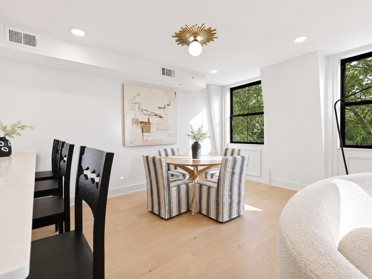 62 GARDNER AVE #3