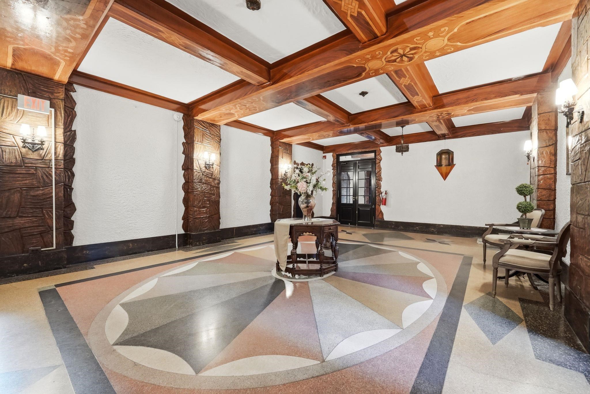 63 SHERMAN PL - Photo 3
