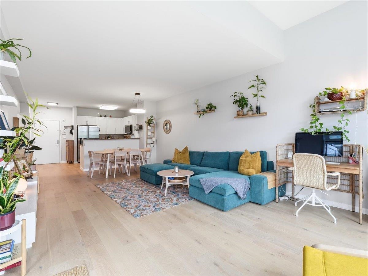 4 CONSTELLATION PL - Photo 4