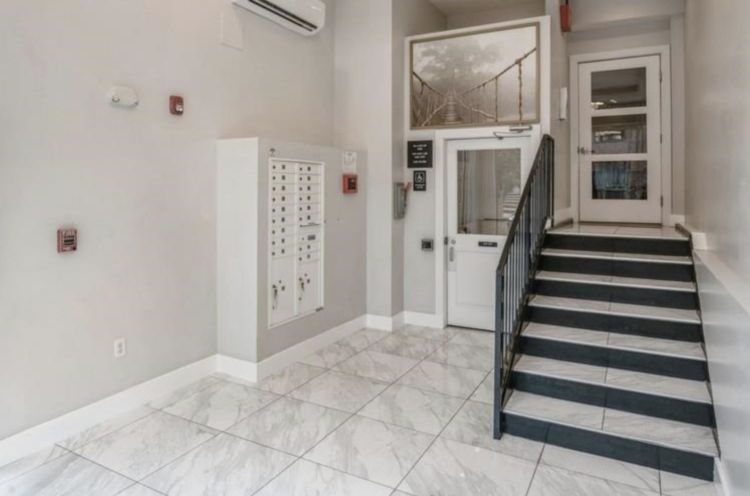 126 DELAWARE AVE #3