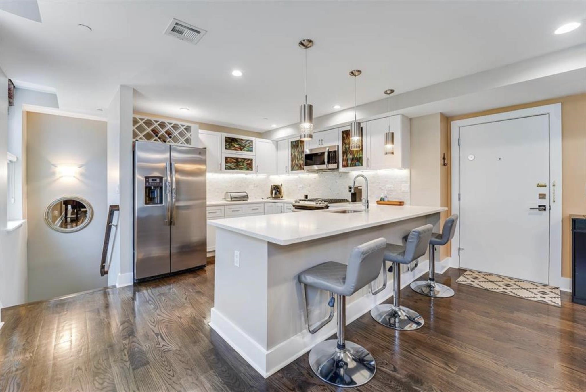 126 DELAWARE AVE - Photo 3